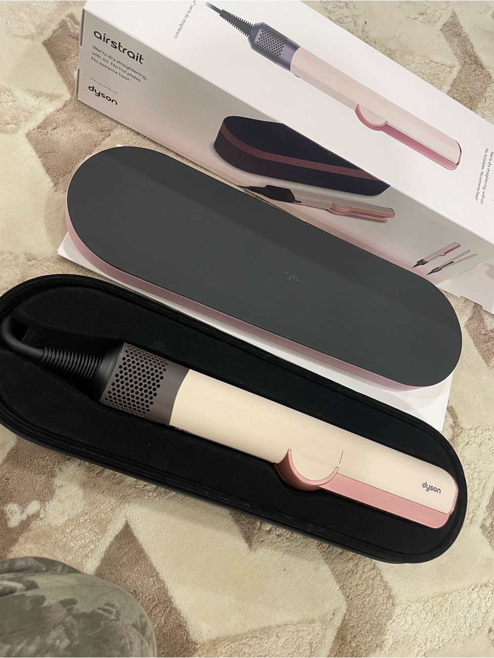 Dyson Airstrait Heated Styling Brush - Pink & Cream